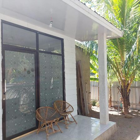 Kondo Villa Labuhan Pandan ภายนอก รูปภาพ