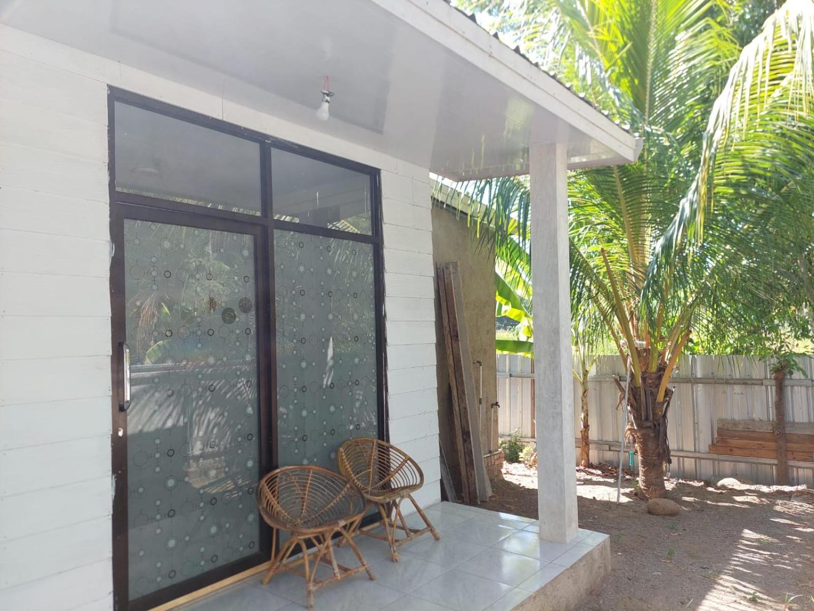 Kondo Villa Labuhan Pandan ภายนอก รูปภาพ